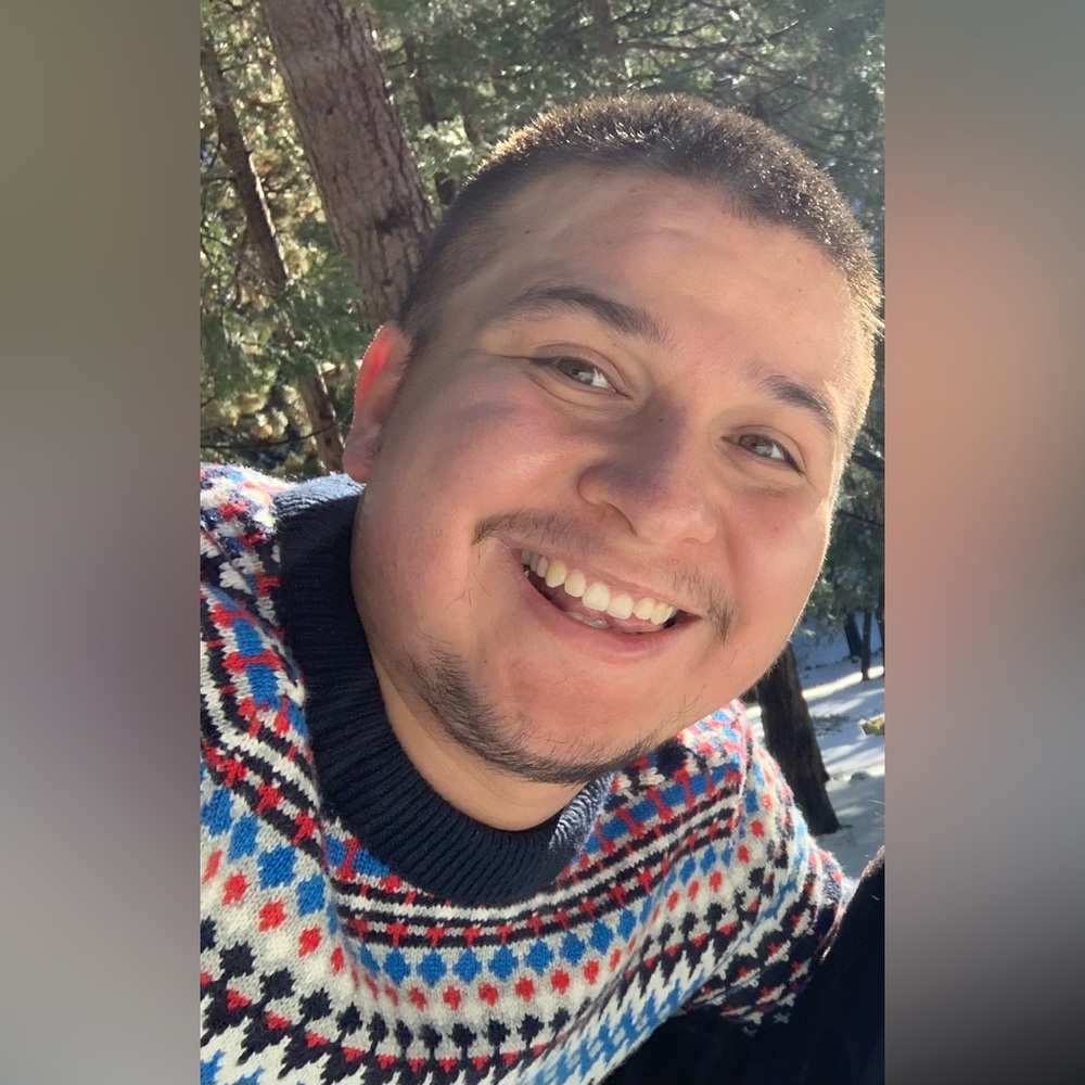 Meet your Posher, Luis